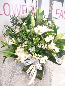 Signature Style   Sweet Sympathy Bouquet